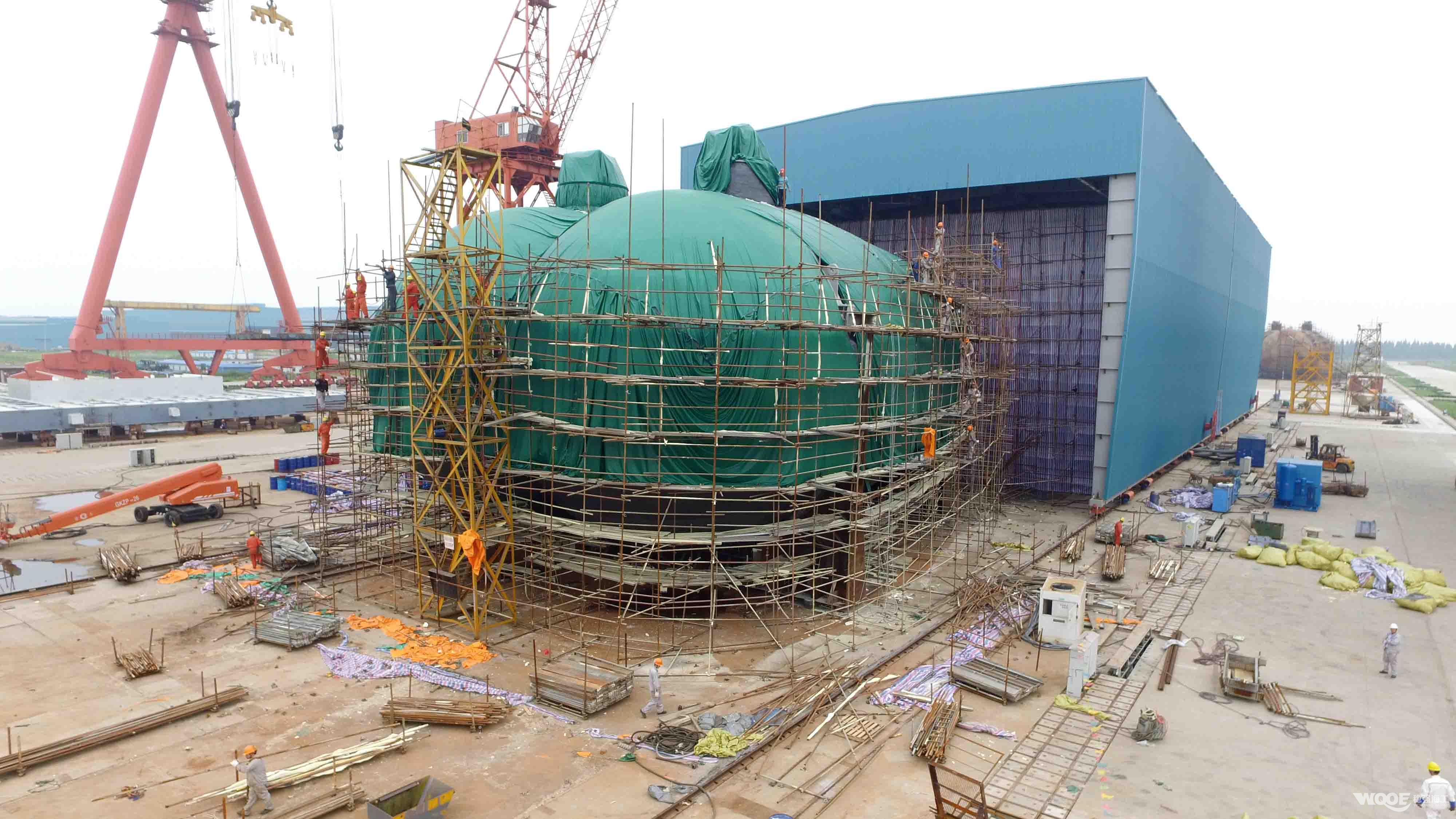 LNG运输船液灌吊装